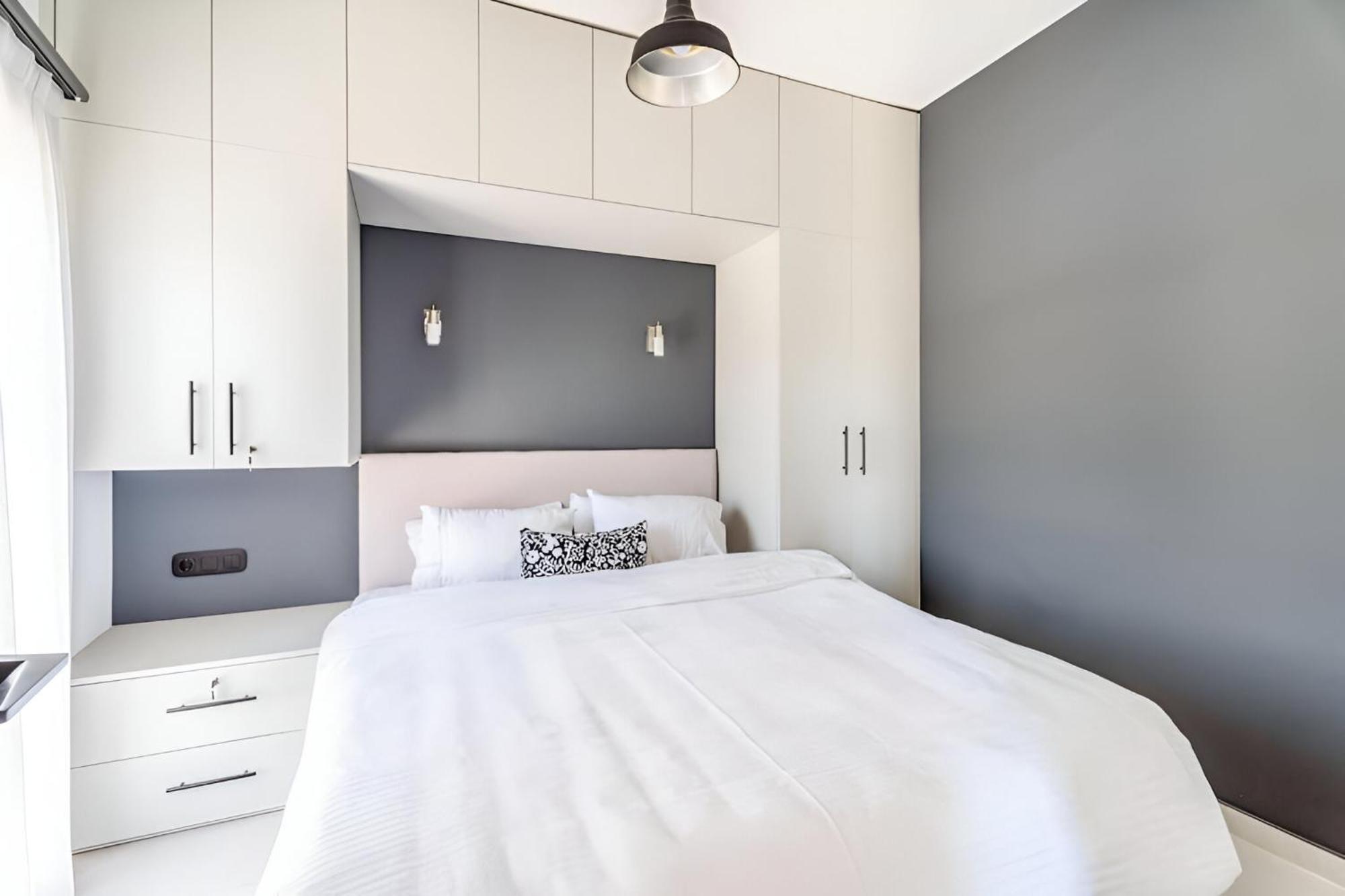 Elegant, Modern & Spacious Apartment In Thessaloniki With Balcony 외부 사진