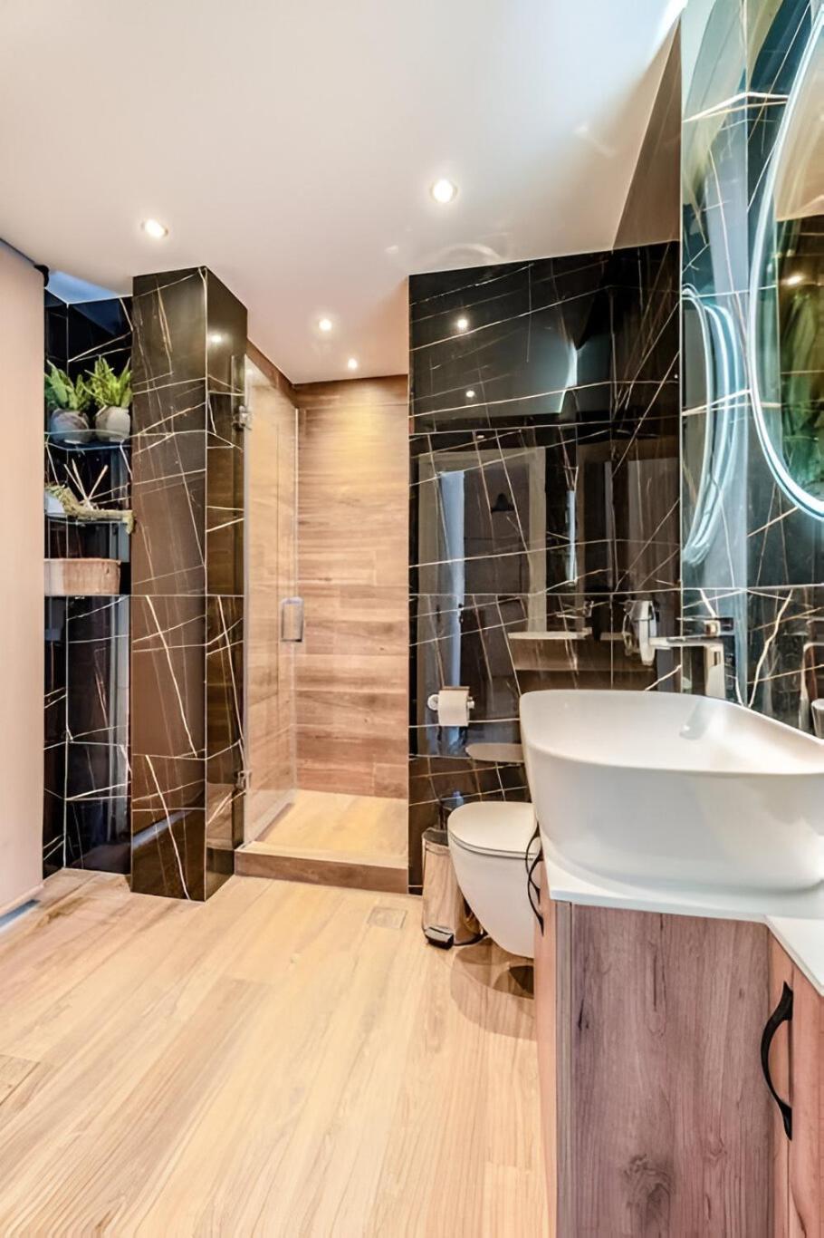 Elegant, Modern & Spacious Apartment In Thessaloniki With Balcony 외부 사진